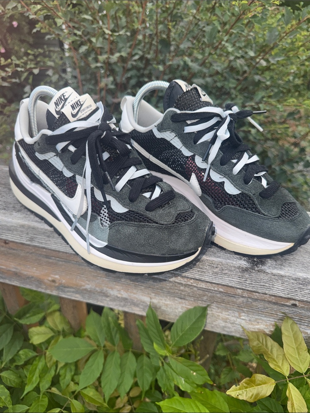 Nike x Sacai VaporWaffle "Black White" Sneakers | Black